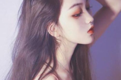 女生高冷妩媚禁欲头像,揭秘女生头像中的独特魅力