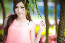 大胸美女裸乳裸体无遮挡的网站
