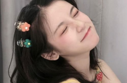 伤感头像真人女,捕捉内心深处的情感瞬间”